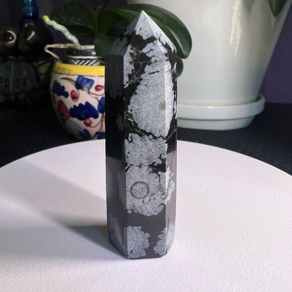 Snowflake Obsidian Crystal Tower (#15) - Picture 8 of 11
